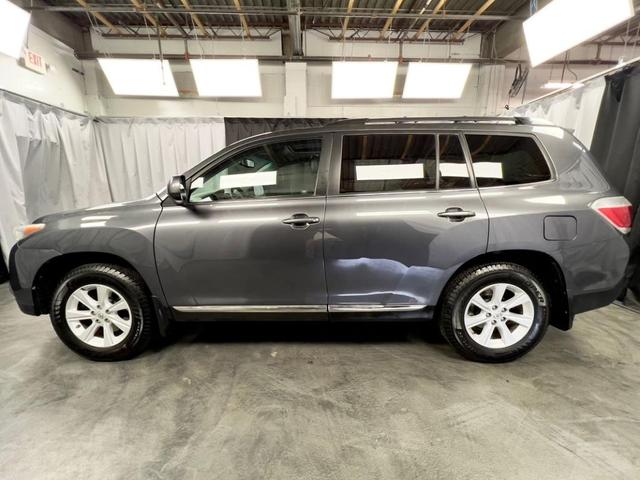 2011 toyota highlander se