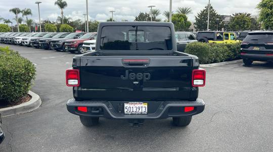 2023 Jeep Gladiator