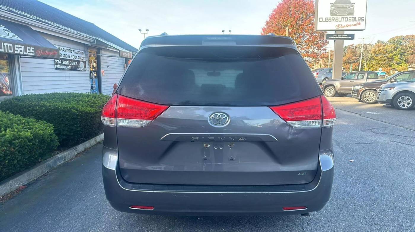 2013 toyota sienna