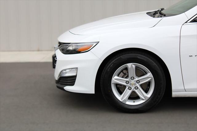 2022 chevrolet malibu fwd lt