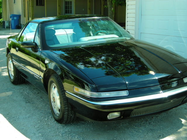 1991 buick reatta sport coupe - beautiful - 2nd owner