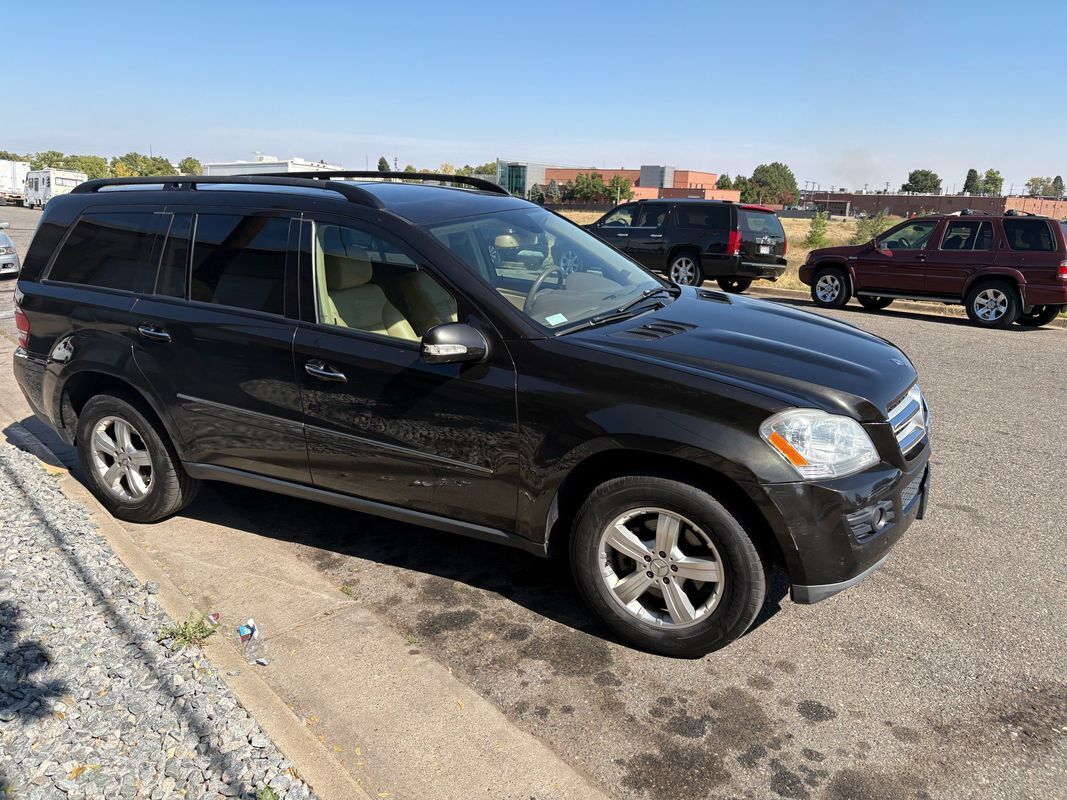 2007 mercedes-benz gl-class gl 450 ery clean and ready for the new owner
