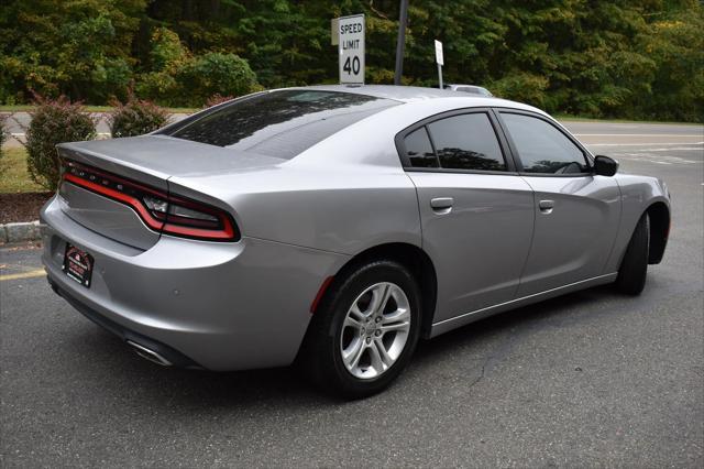2015 dodge charger se