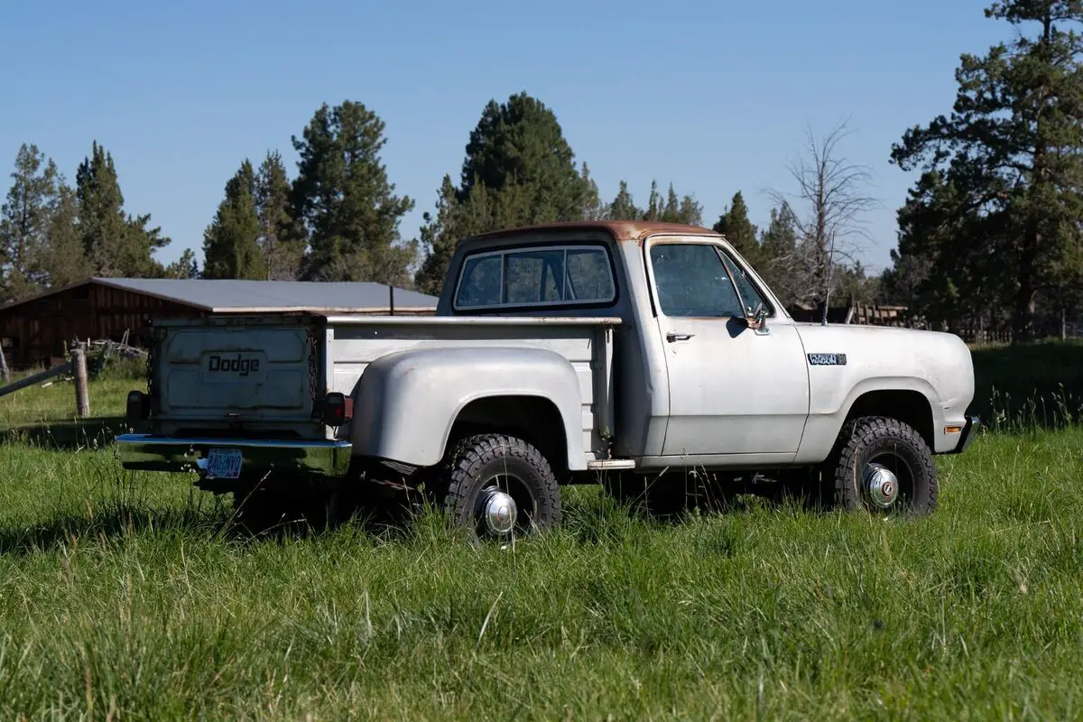 1979 dodge w150 step side shortbed power wagon