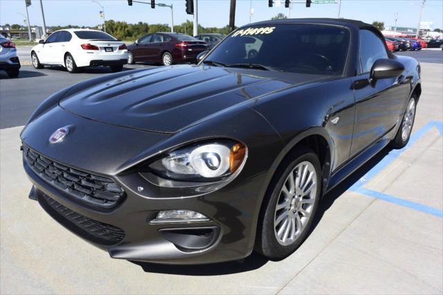 2017 fiat 124 spider base