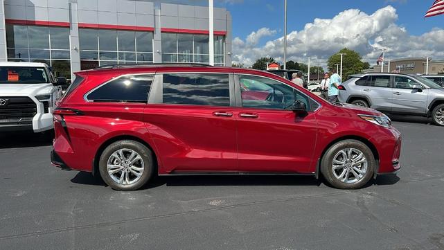 2023 toyota sienna xse
