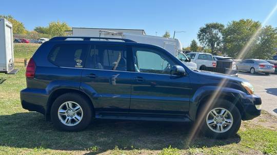2004 Lexus GX