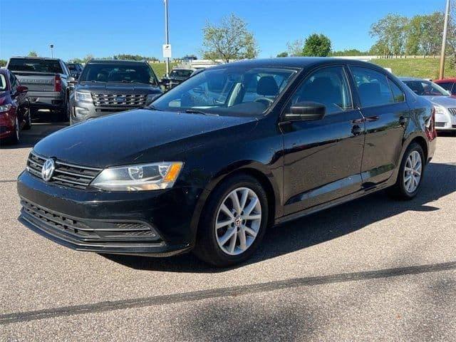 2015 volkswagen jetta sedan 1.8t se in howell, michigan