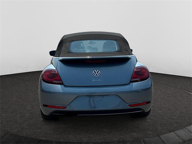 2019 volkswagen beetle 2.0t se