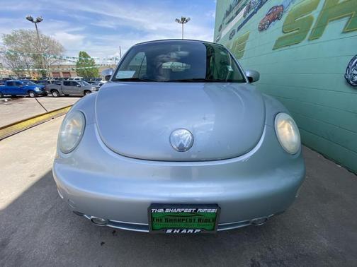 2003 volkswagen new beetle in saint louis, missouri