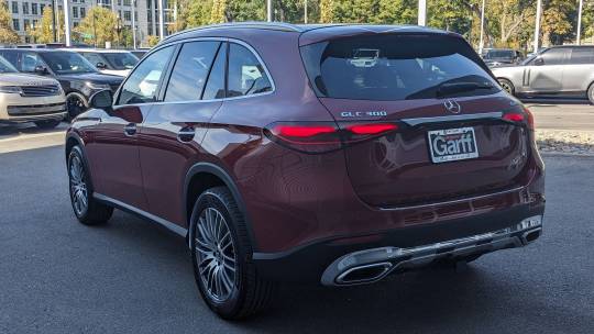2025 Mercedes-Benz GLC