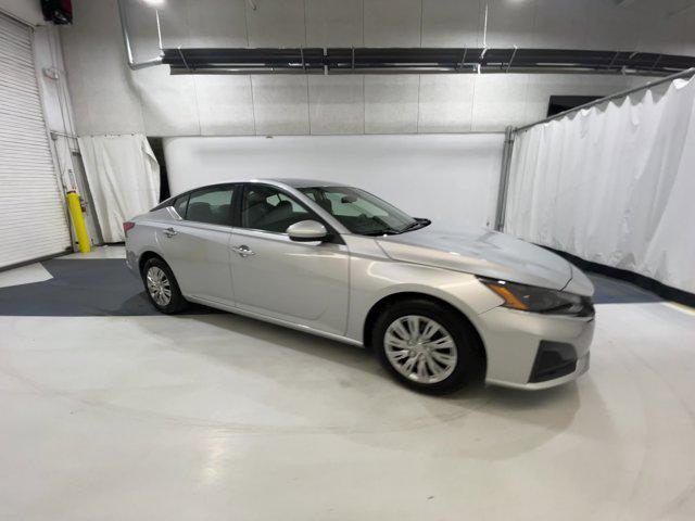 2023 nissan altima s fwd