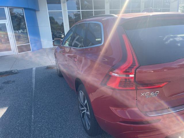 2022 volvo xc60 b5 momentum