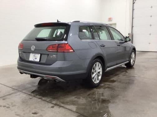 2017 volkswagen golf alltrack tsi s in hortonville, wisconsin