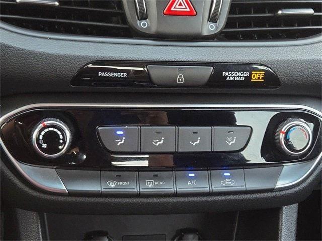 2018 hyundai elantra gt base
