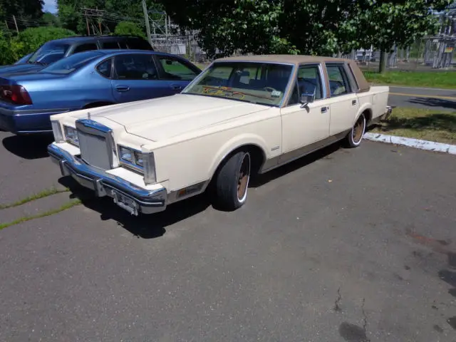 classiclincoln - barn find