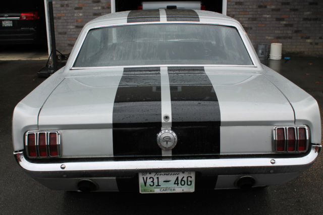 ford: mustang coupe