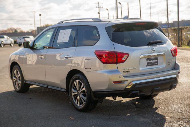 2019 nissan pathfinder sl