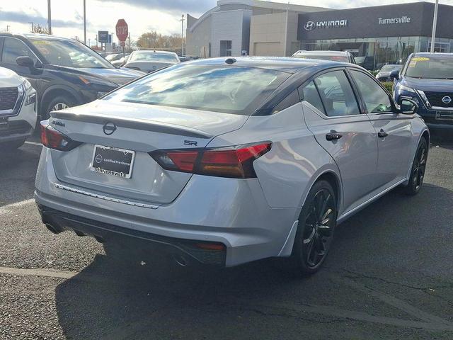 2023 nissan altima 2.5 sr