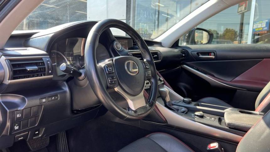 2019 lexus is 300 base