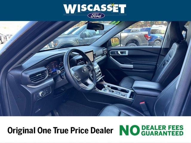 2022 ford explorer xlt