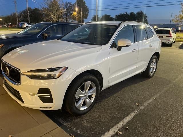 2022 volvo xc60 b5 fwd momentum
