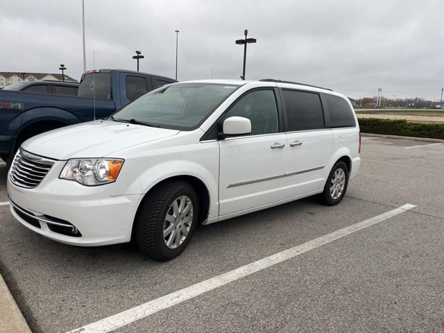2015 chrysler town & country touring