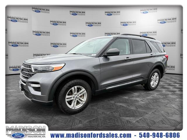 2022 ford explorer xlt
