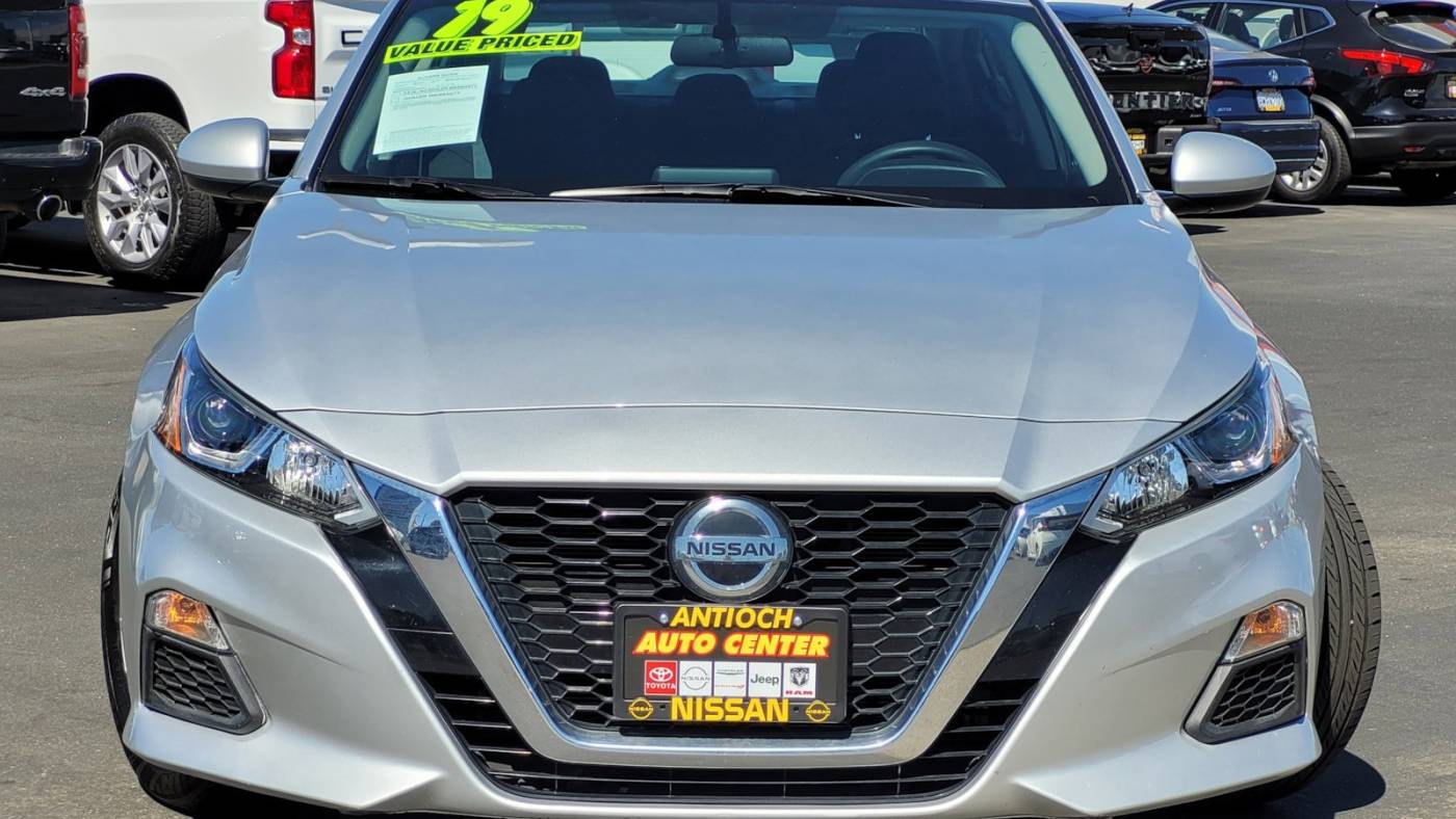 2019 nissan altima s