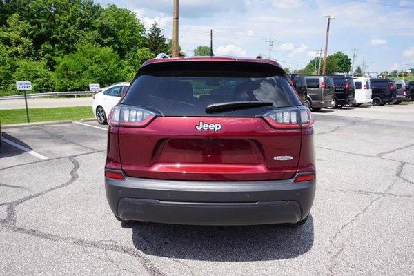 2020 jeep cherokee in milwaukee, wisconsin