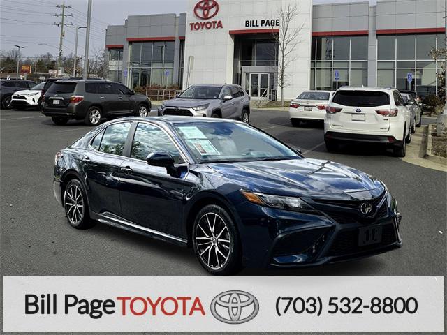 2021 toyota camry se