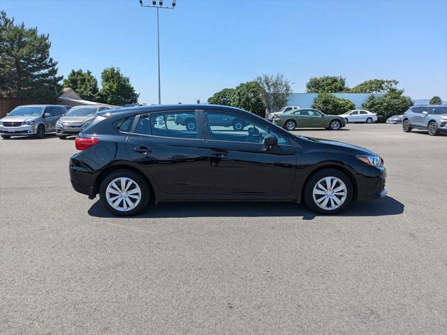 2022 subaru impreza base