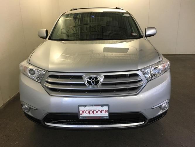 2011 toyota highlander base awd base 4dr suv for sale in bow, new hampshire