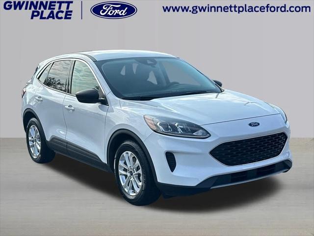 2022 ford escape se
