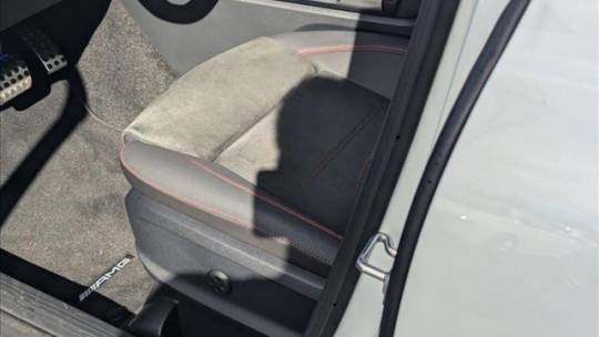 2025 Mercedes-Benz GLB