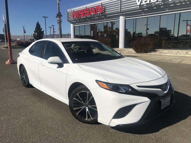 2018 toyota camry se