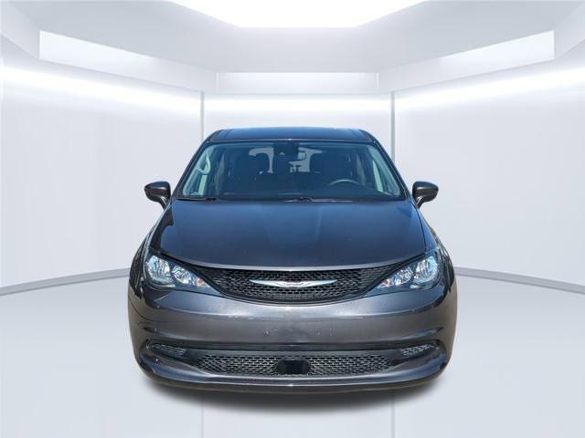 2021 chrysler voyager l