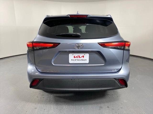 2021 toyota highlander xle