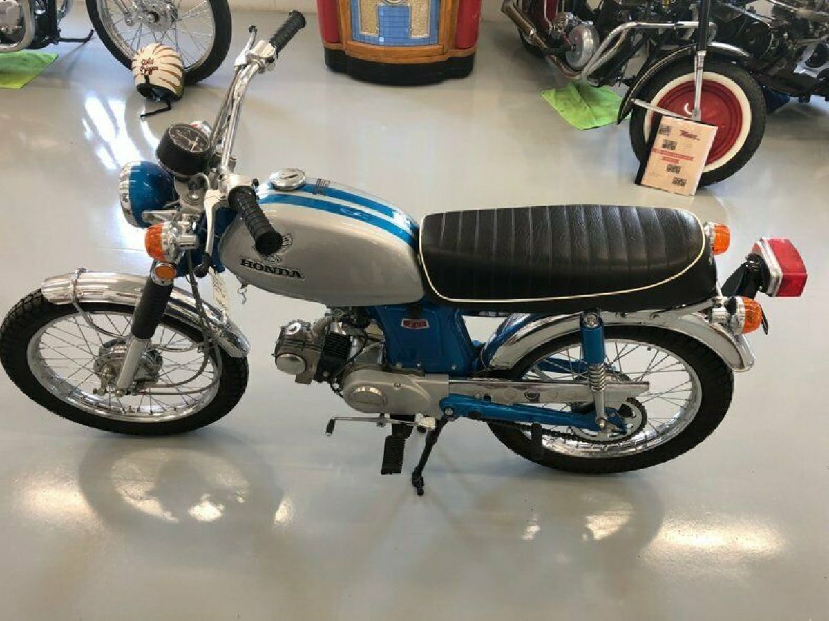 1970 honda cl70 restored for office display super slick 9614 miles silver and bl