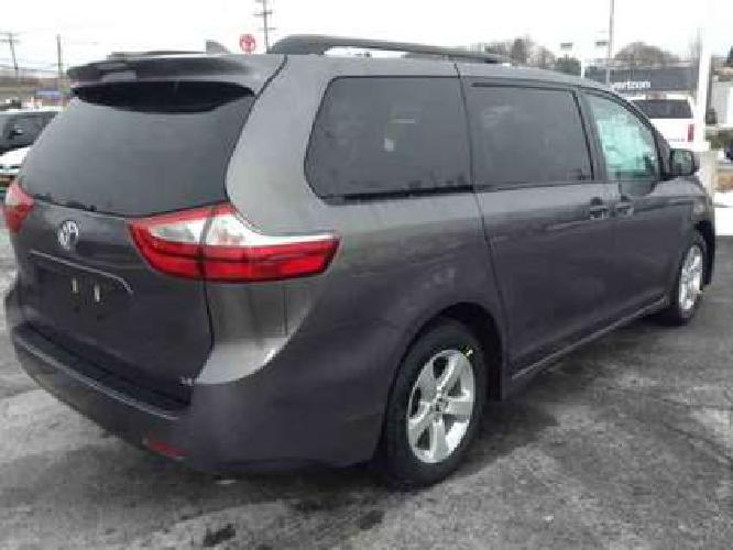 new 2018 toyota sienna in coraopolis, pa