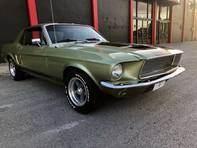 beautiful 1967 ford mustang gt350