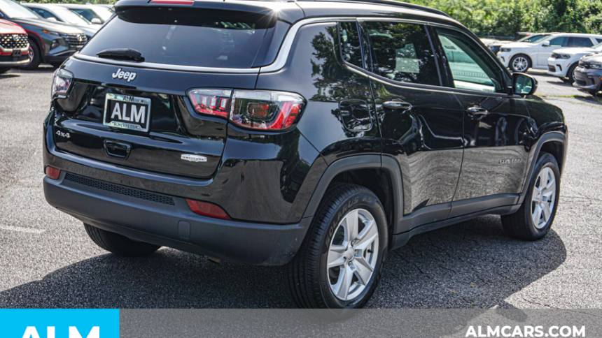 2022 jeep compass latitude