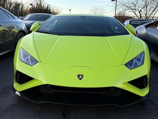 2022 lamborghini huracan evo base