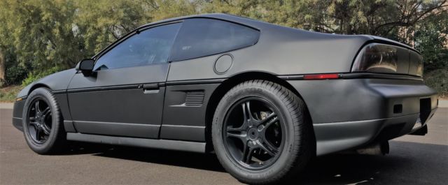 1988 pontiac fiero gt v6 5-speed restored & brand new engine under warranty!