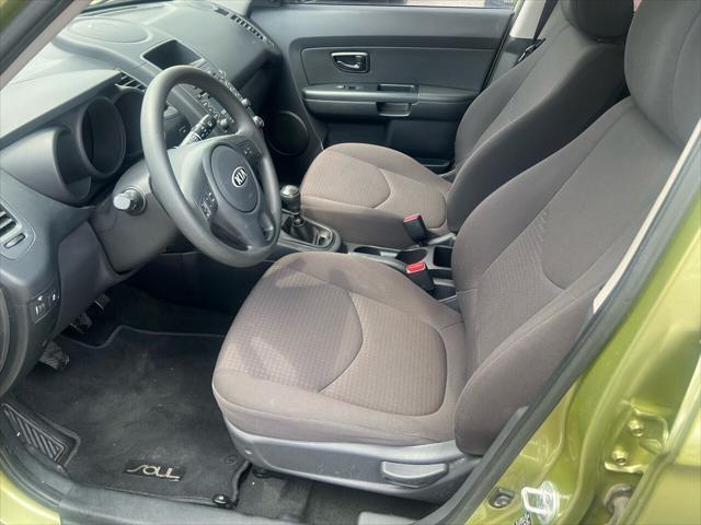 2013 kia soul base