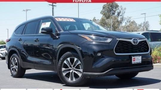 2021 toyota highlander xle