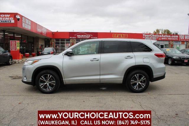 2017 toyota highlander le i4