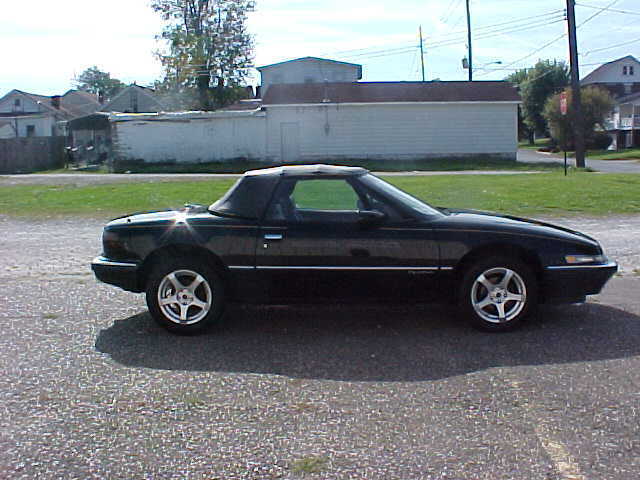 1990 buick reatta convertible