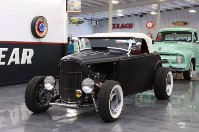 1932 ford model a 1 flat black convertible 350 ci v8 manual 5-speed