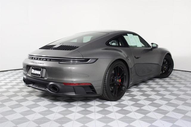 2024 porsche 911 carrera 4 gts